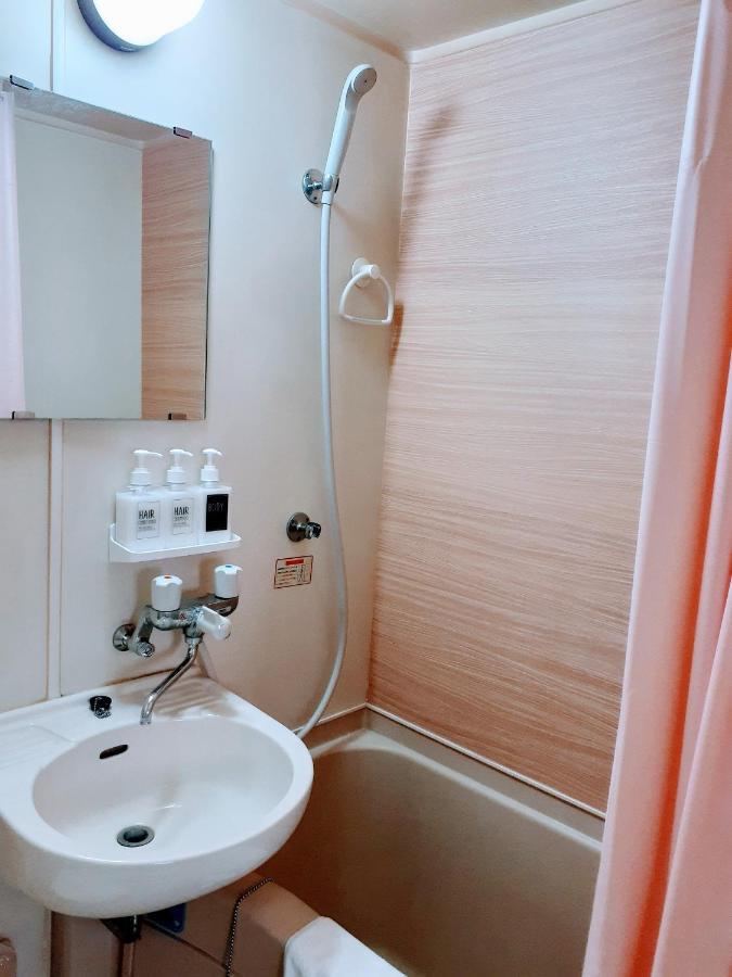Luxes Hiroshima2F ラクセス ヒロシマ2F Apartment Exterior photo